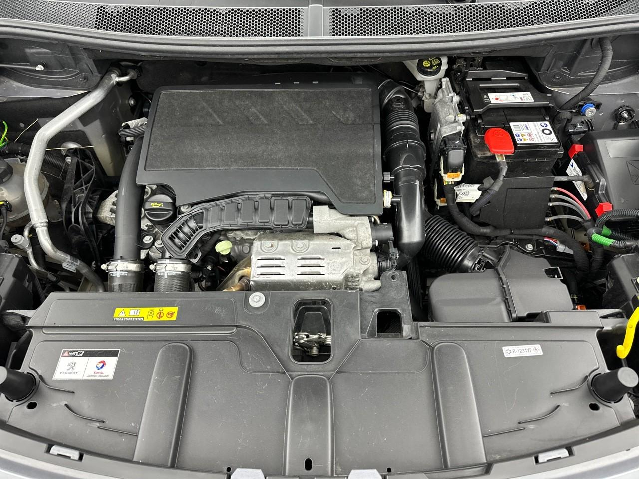 Peugeot 3008 puretech 130ch s&s bvm6 allure pack — photo 13