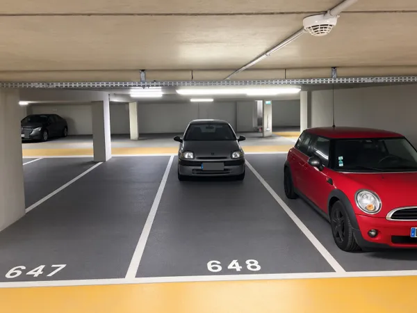 Vends Place de parking gare de Tours - 12 m² - Sécurisée - Faibles charges