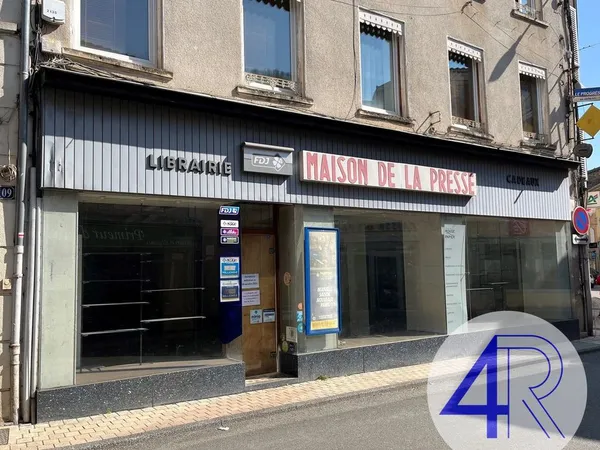 Local commercial 110 m² Beaujeu