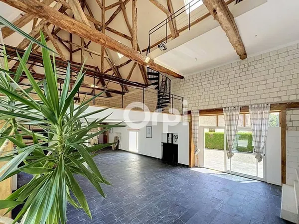 Maison 4 pièces 314 m²