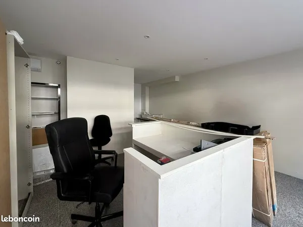 LOCAL COMMERCIAL 160 m² NICE