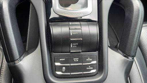 Porsche Cayenne S 3.0 416 e-Hybrid 4x4 Tiptonic 8 - Platinium – 2016 – 186234 km – Hybride rechargeable – Boîte Automatique — photo 14