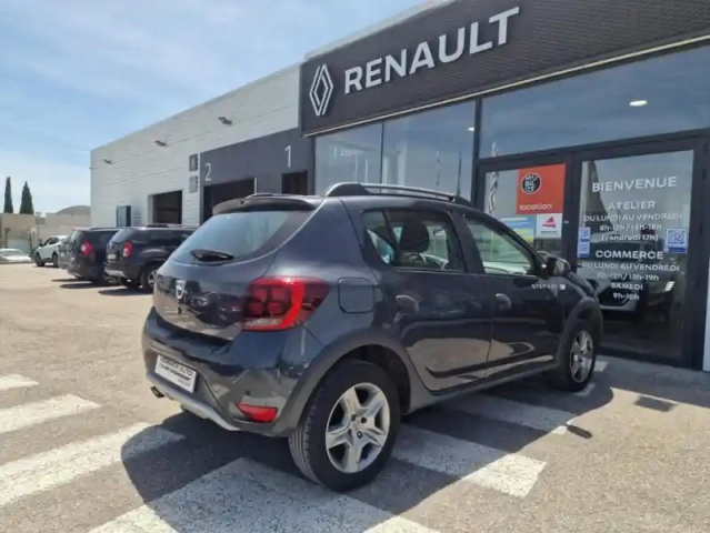 Dacia Sandero stepway tce 90 easy-r — photo 17