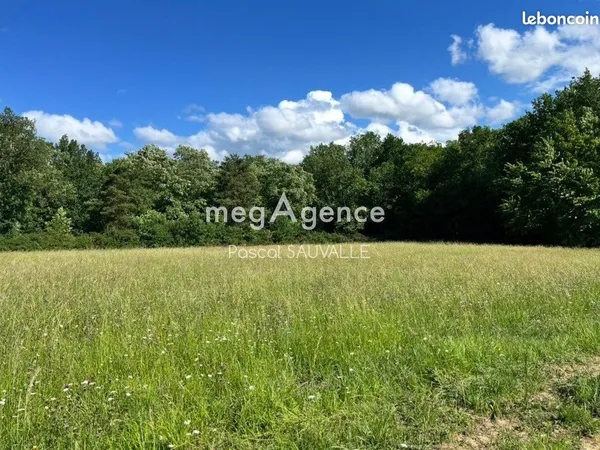Terrain 1700 m² CREYSSE