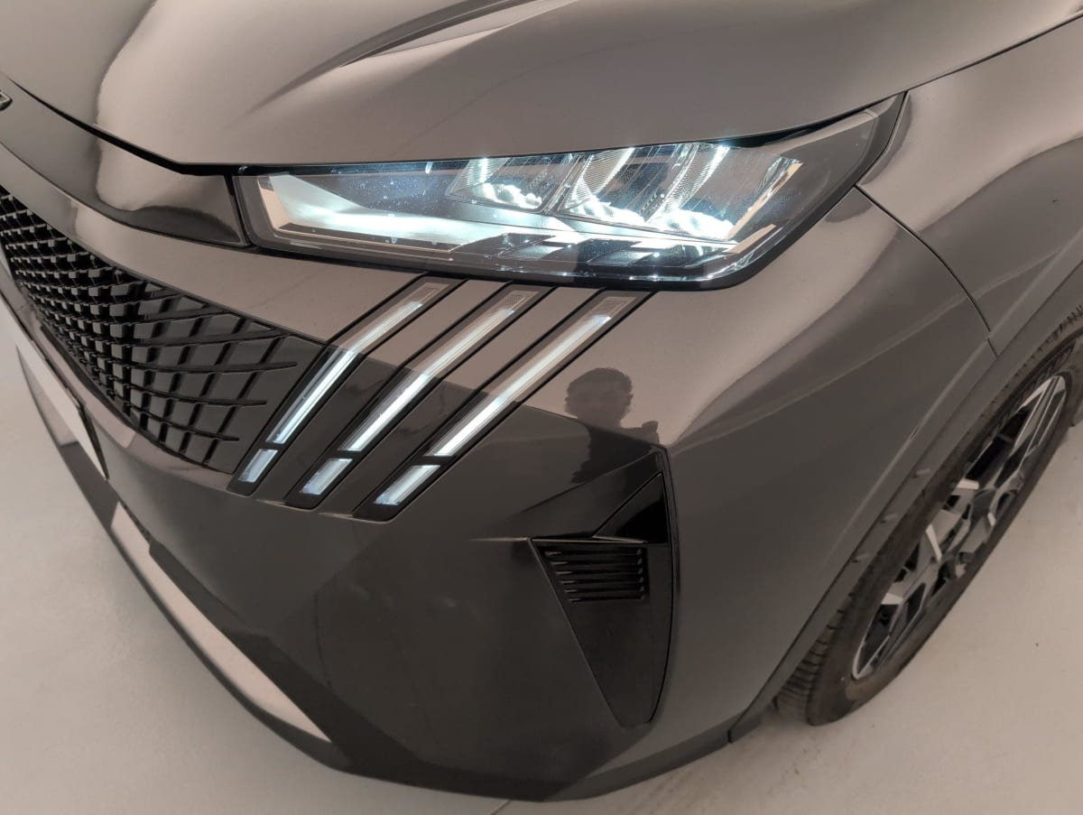 Peugeot 3008 — photo 21