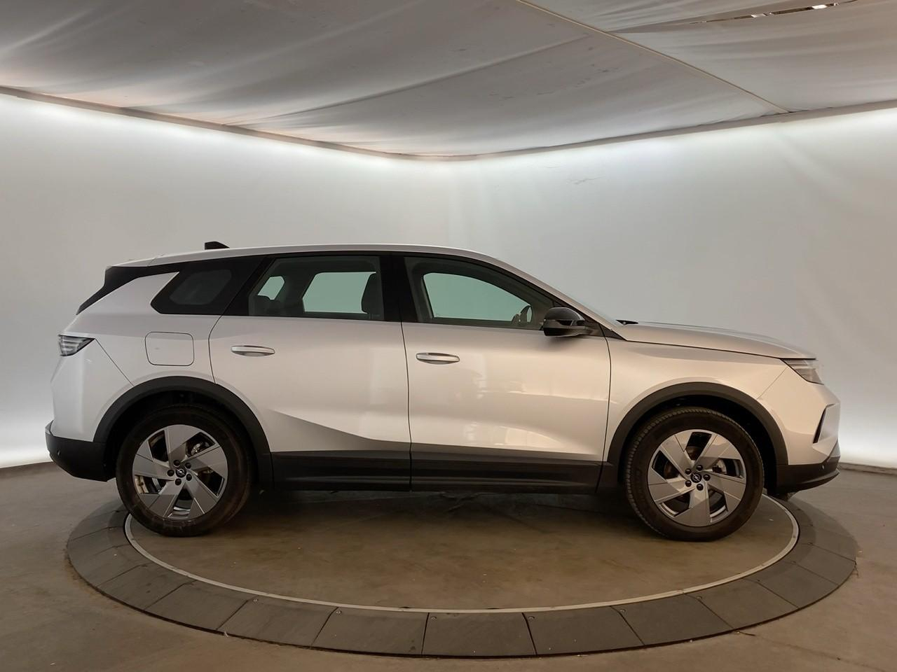 Opel Grandland 1.2 turbo hybrid 145 ch e-dct6 edition — photo 4
