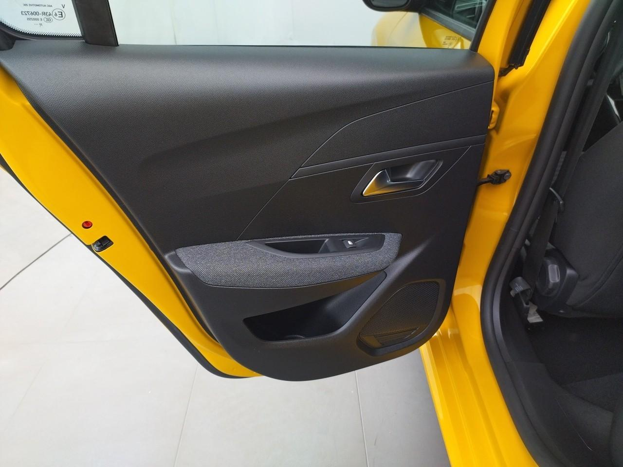 Peugeot 208 puretech 100 s&s bvm6 style — photo 24