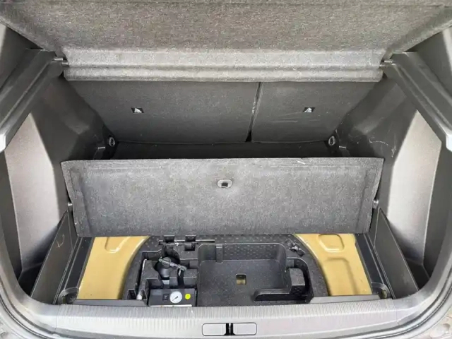 Peugeot 2008 electrique 50 kwh 136 ch — photo 41