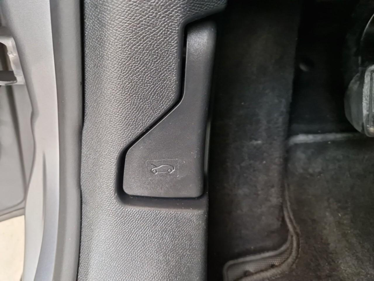 Peugeot 208 puretech 75 s&s bvm5 active business — photo 33