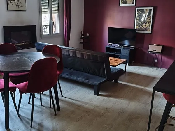 à louer - appartement t3 meublé - soual centre-ville