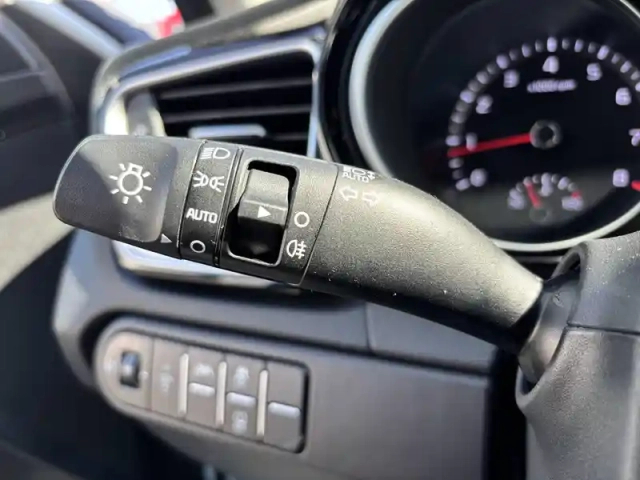 Kia Xceed 1.5 t-gdi 140 ch bvm6 — photo 25
