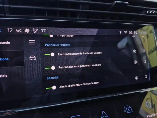Peugeot 308 iii bluehdi 130 auto8 allure — photo 19