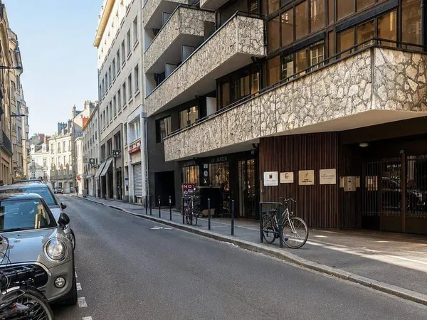 Parking 12 m²