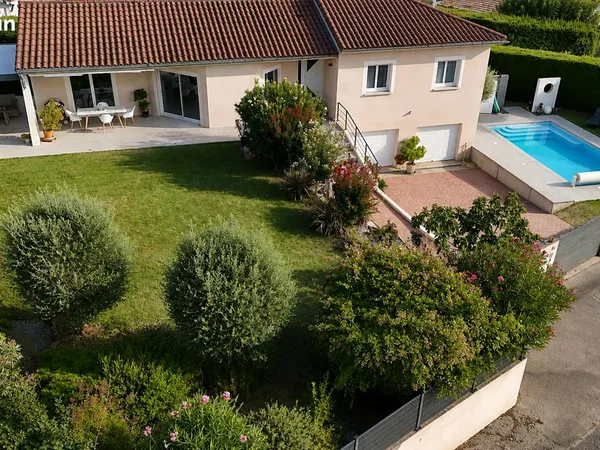 Maison d'habitation aux belles prestations
