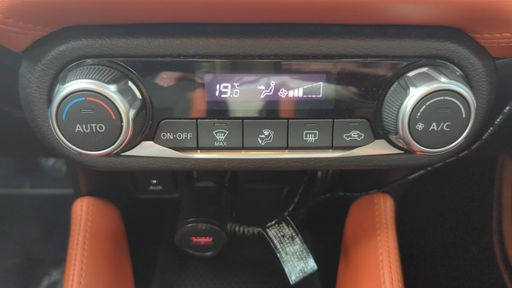 Nissan Micra 0.9 IG-T 90 - Bose Personal Edition – 2018 – 109234 km – Essence – Boîte Manuelle — photo 24