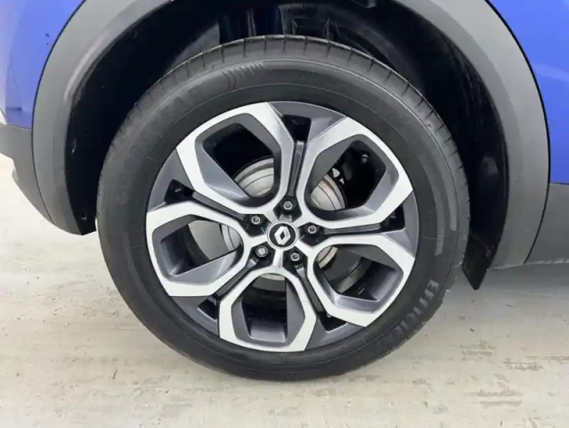 Renault Captur 1.0 tce 90ch techno + attelage — photo 46