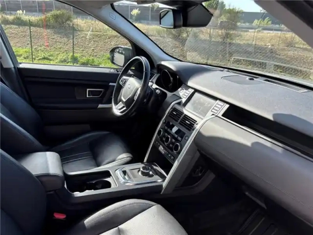 Land Rover Discovery Sport mark iv td4 180ch bva — photo 21