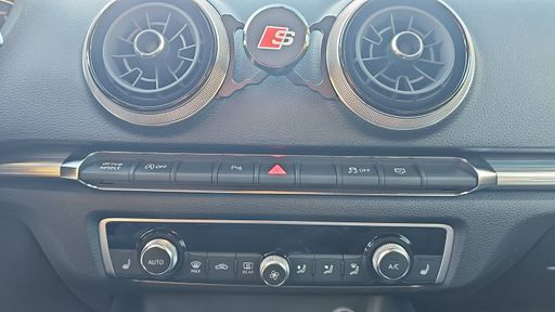Audi A3 Sportback 1.5 TFSI 150 S-Tronic7 - S Line – 2018 – 86555 km – Essence – Boîte Automatique — photo 22