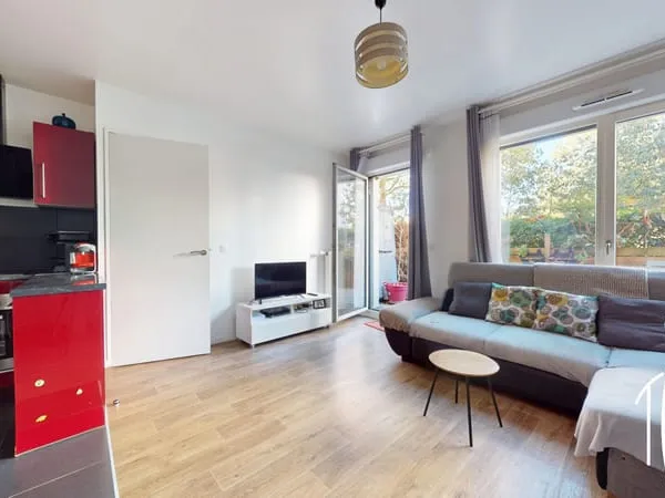EXCLUSIVITE - VITRY-SUR-SEINE - 2 PIECES - 44 M² - PARKING