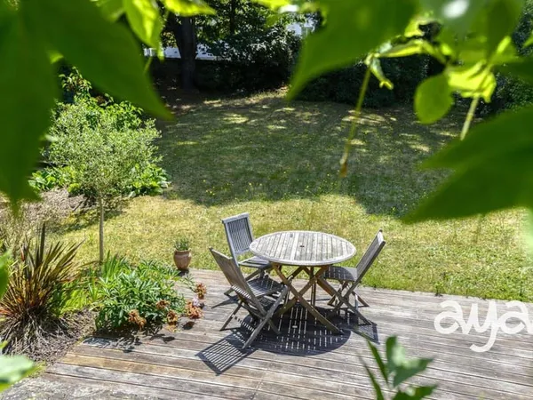 Maison 8 pièces 206 m²