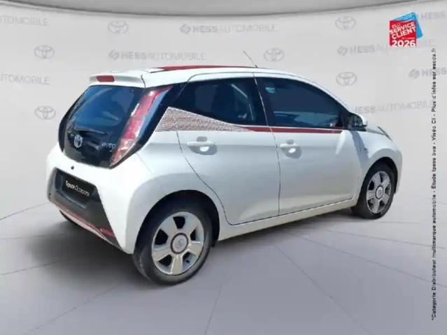 Toyota Aygo 1.0 vvt-i 69ch x-glam 5p — photo 6