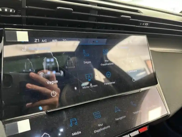 Peugeot 308 electrique 55 kwh 156ch — photo 22