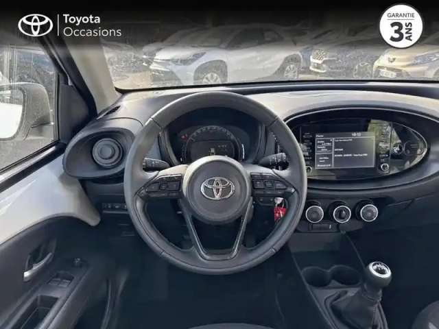 Toyota Aygo X 1.0 vvt-i 72ch dynamic my23 — photo 9