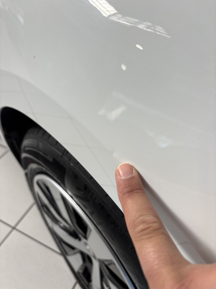 Renault Clio TCe 90 — photo 23