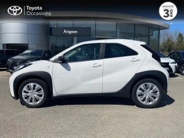 Toyota Aygo x 1.0 vvt-i 72ch dynamic my23 — photo 3