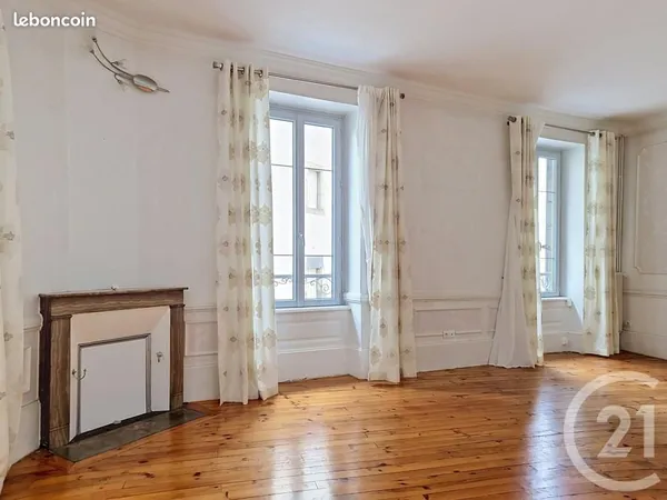 Maison 8 pièces 130 m²