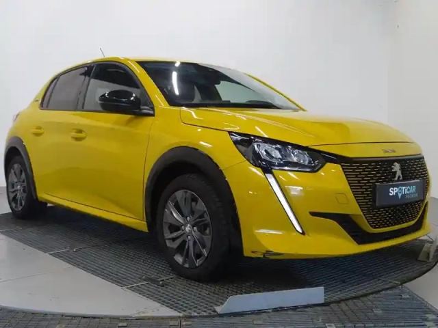 Peugeot 208 e- 136ch style — photo 17