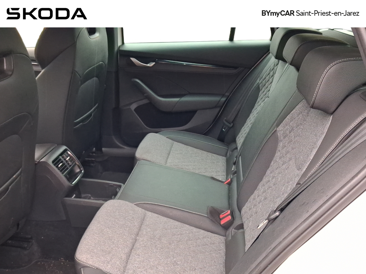 Skoda Octavia Combi 1.5 TSI Hybrid 150 ch ACT DSG7 — photo 13