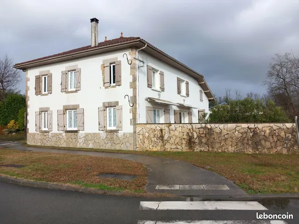 Maison 7 pièces 144 m²
