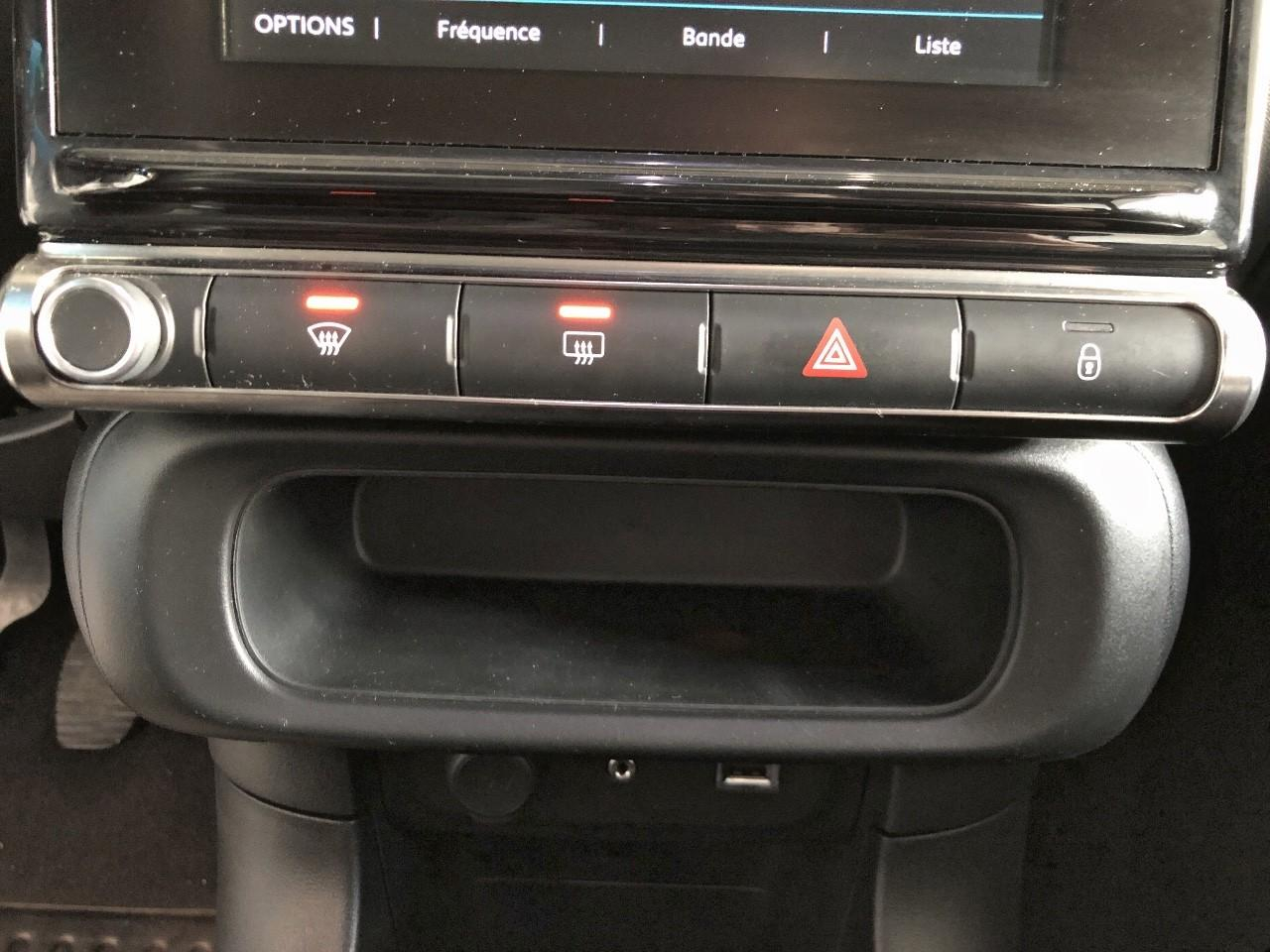 Citroën C3 puretech 110 s&s shine — photo 41