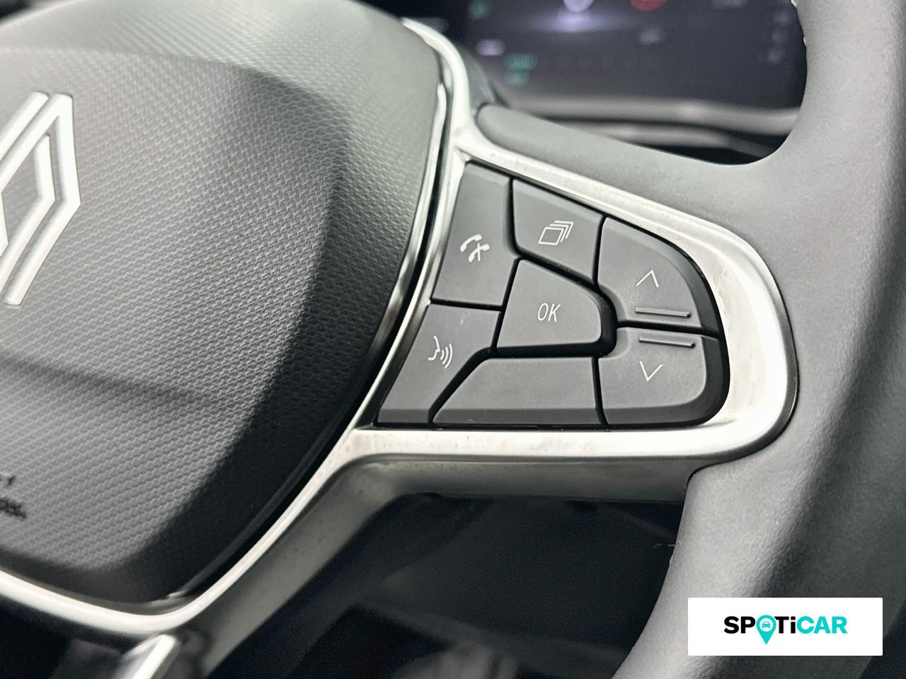 Renault Clio 1.0 tce 90 cvt evolution business — photo 18