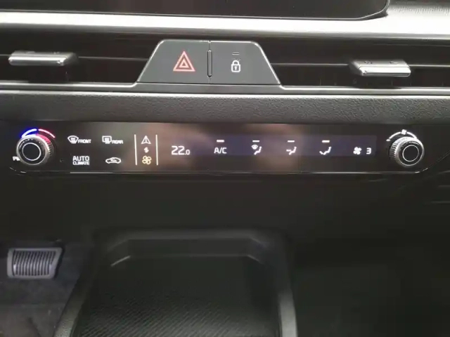 Kia Stonic 1.0 t-gdi 100 ch dct7 — photo 17
