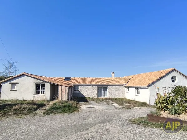 Maison Saint Pere En Retz 10 pièce(s) 235 m2