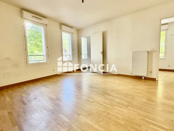 Appartement familial proche des transports, des écoles et des commerces