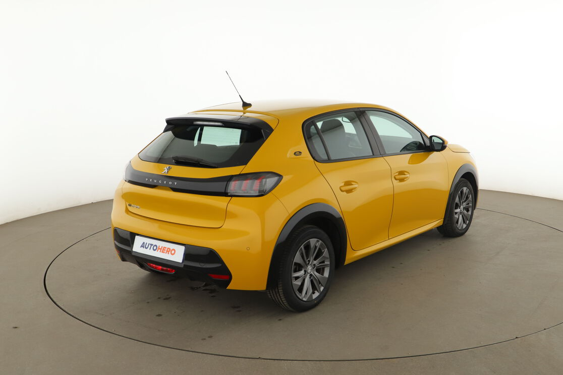 Peugeot 208 Electrique 50 kWh Allure — photo 5