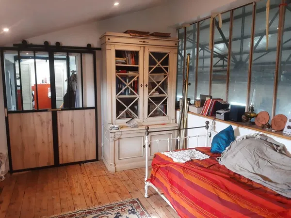 Opportunité rare, Loft industriel avec local et bureaux