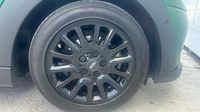 Mini Mini Cooper 136ch Edition Camden BVA7 — photo 20