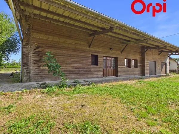 Maison 9 pièces 404 m²