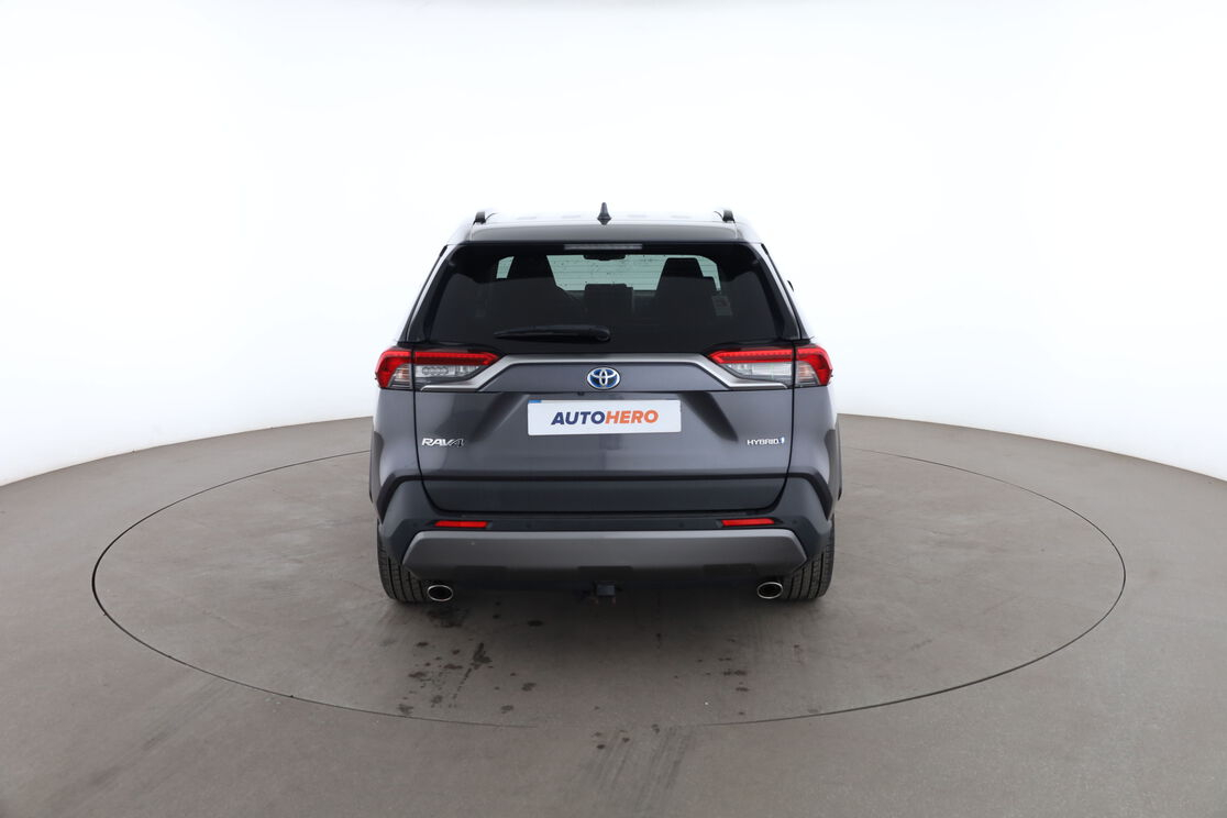 Toyota RAV 4 2.5 Hybride 2WD Dynamic — photo 4