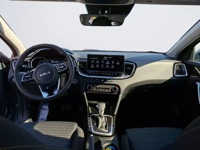 Kia Ceed sw 1.5 t-gdi 140 ch dct7 — photo 10