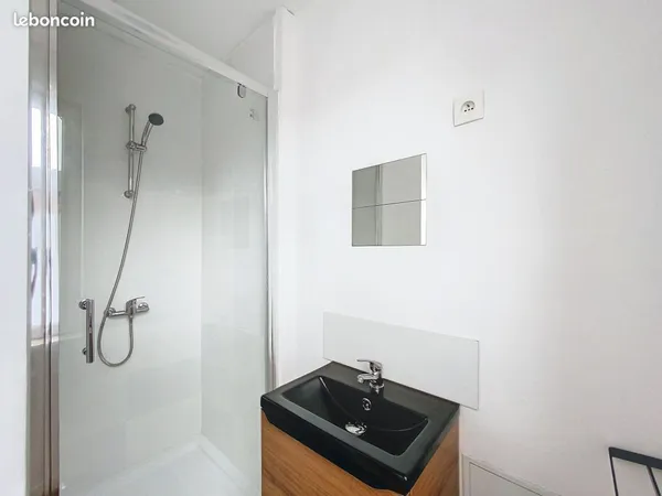Studio 1 pièce 25 m²