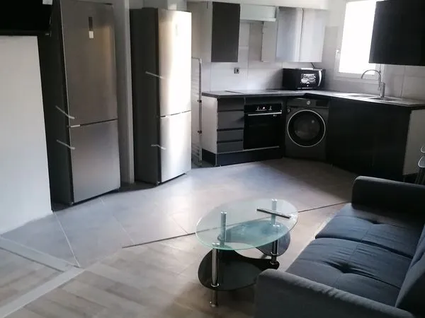 Chambre meublée et lumineuse en colocation