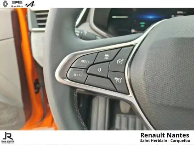 Renault Clio 1.0 tce 90ch techno - 25 — photo 13