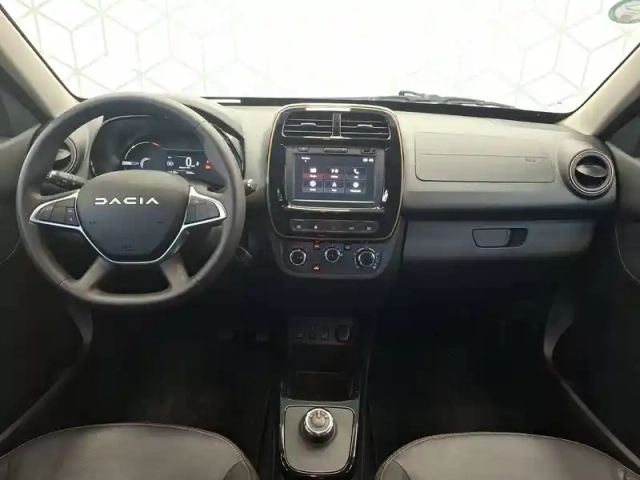 Dacia Spring — photo 11