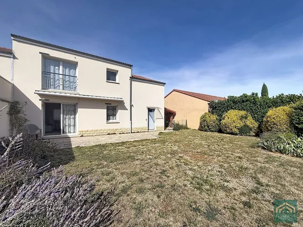 A vendre, charmante maison, à Riom