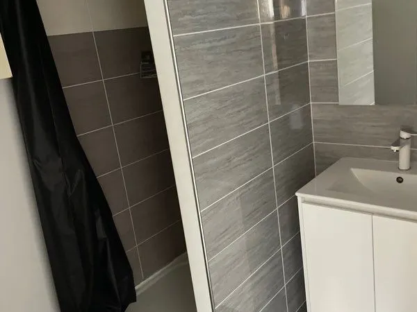 F2 très bien placé